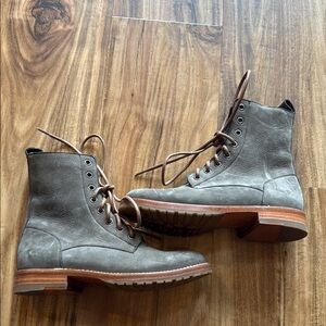 Women’s FRYE suede combat boots - NEW